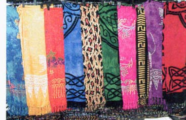COLORFUL-SARRON-WRAPPER-ZOO.jpg