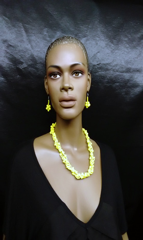 Yellow-Beaded-Nigerian-Neck