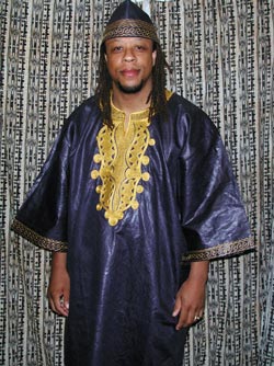 dashiki-shirt2011-zoom.jpg