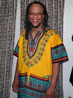 dashiki-shirt2013-zoom.jpg