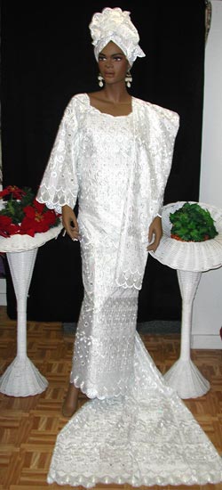 lace-bridal-Gown-4003z.jpg
