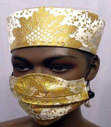 Elegant-Cream-Gold-Face-Mas