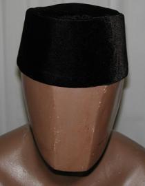 black-velvet-hat01.jpg