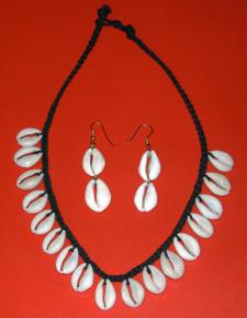Cowry Shell Necklace Set
